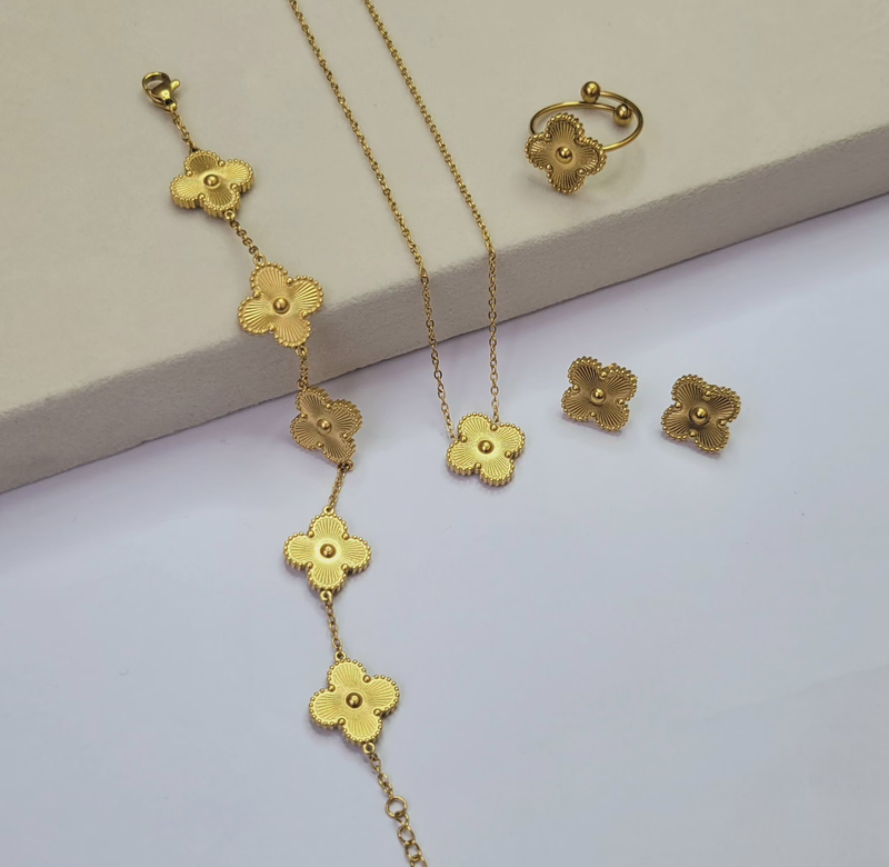 Clover Leaf Jewellery Set 130256 - TUZZUT Qatar Online Shopping
