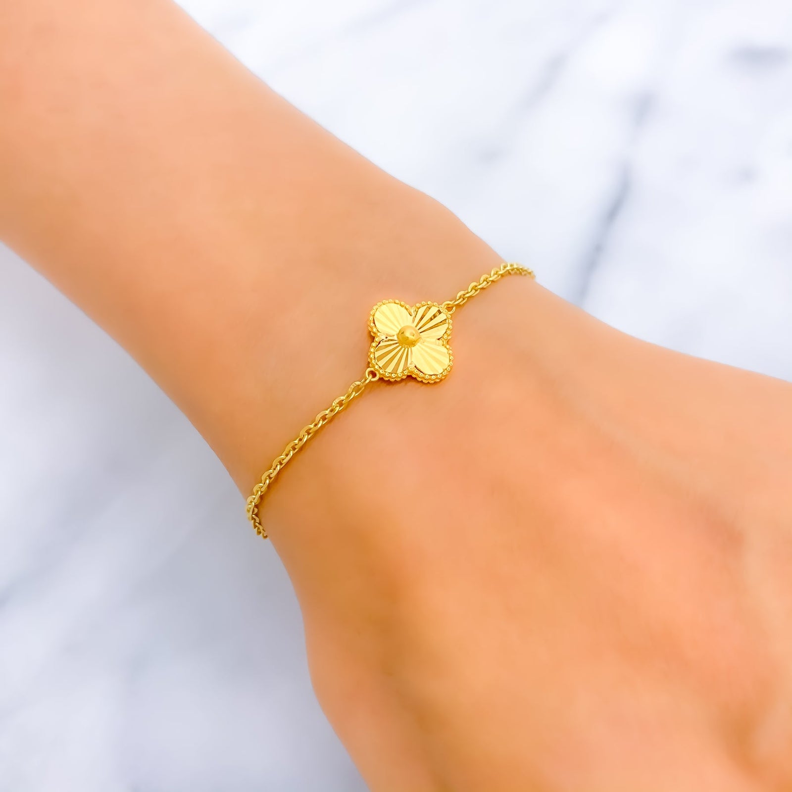 Lightweight Modest Bracelet L852 Lightweight Modest Bracelet L852