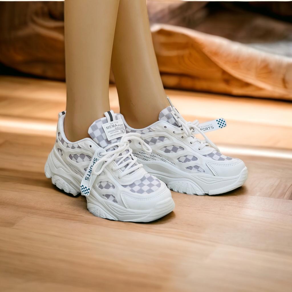 Women's High Soled Sneaker Fashion Casual Shoe L83-2 W/B Women's High Soled Sneaker Fashion Casual Shoe L83-2 W/B