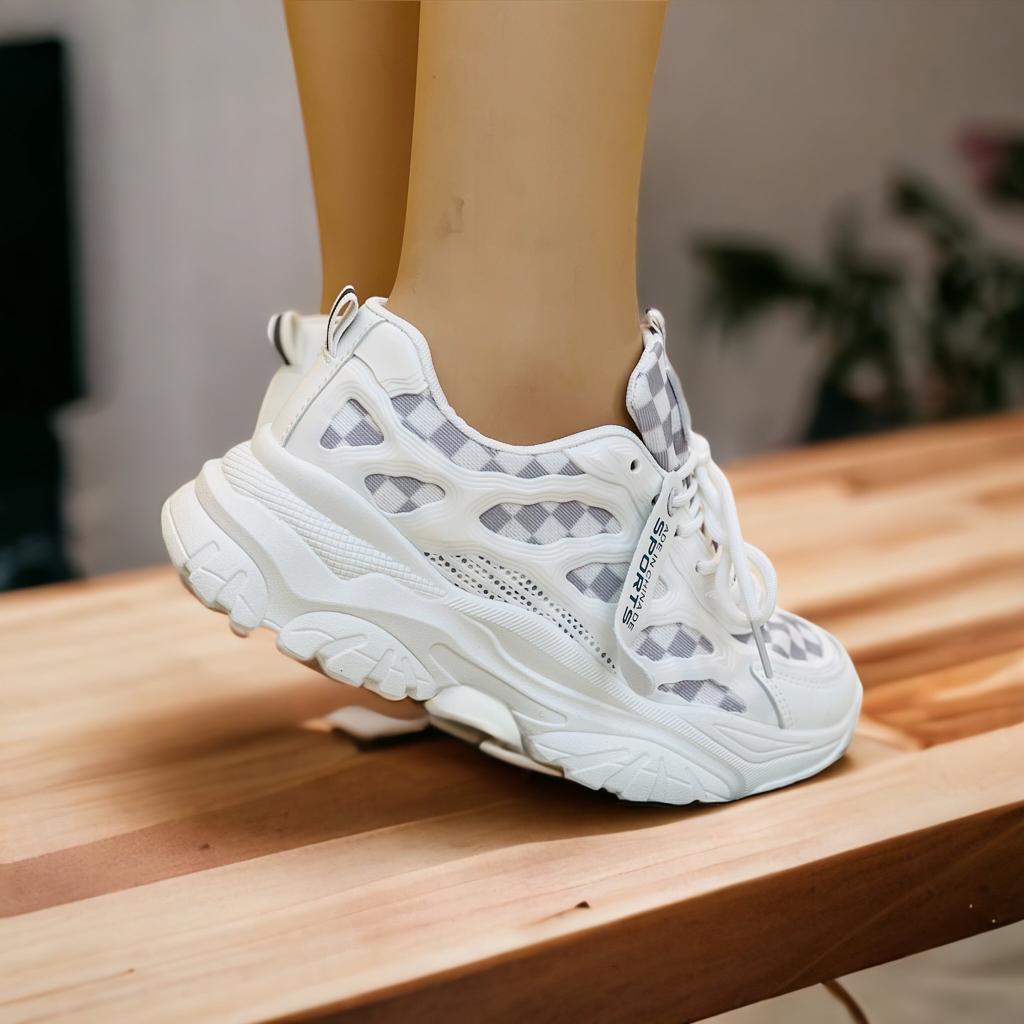 Women's High Soled Sneaker Fashion Casual Shoe L83-2 W/B Women's High Soled Sneaker Fashion Casual Shoe L83-2 W/B