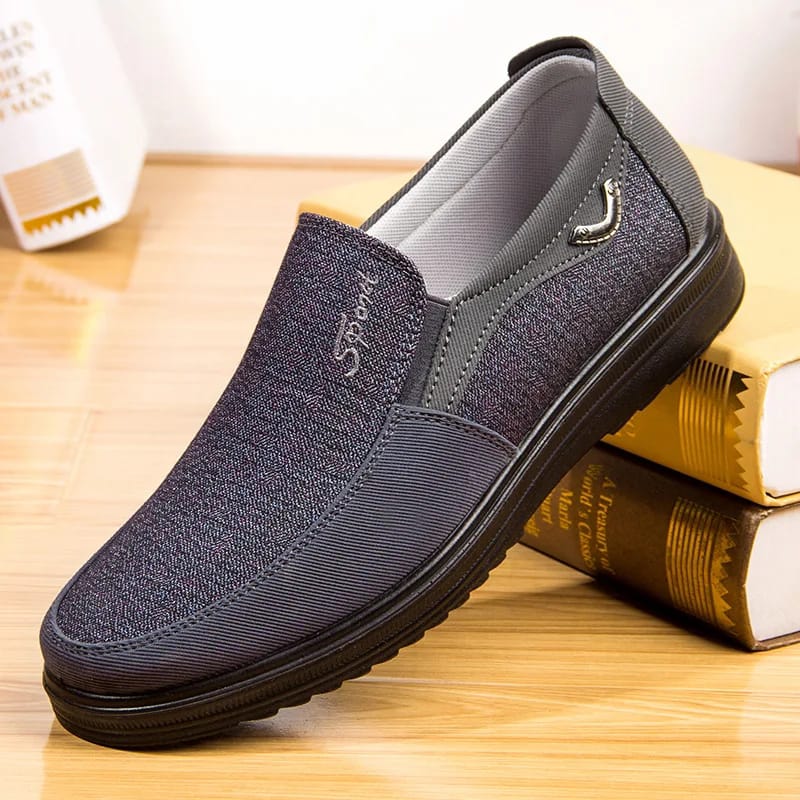 Canvas Shoes Men Classic Loafers 42 - Tuzzut.com Qatar Online Shopping