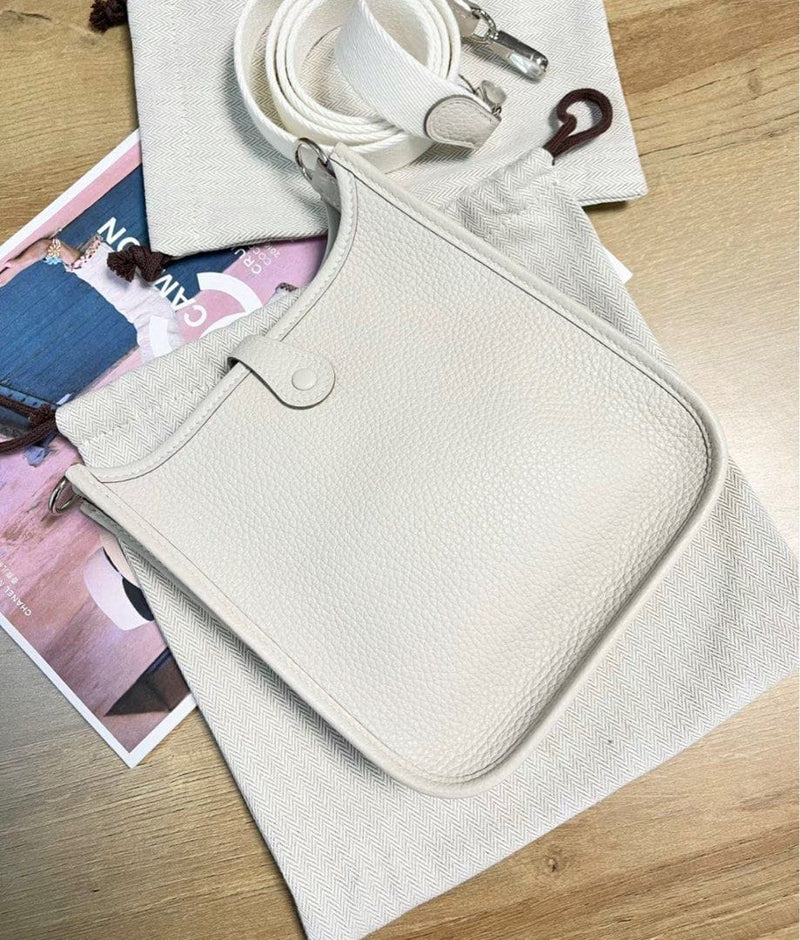 Women's Fashion Evelyne III PM White Clemence Gold Hardware Bag S5015020 - Tuzzut.com Qatar Online Shopping