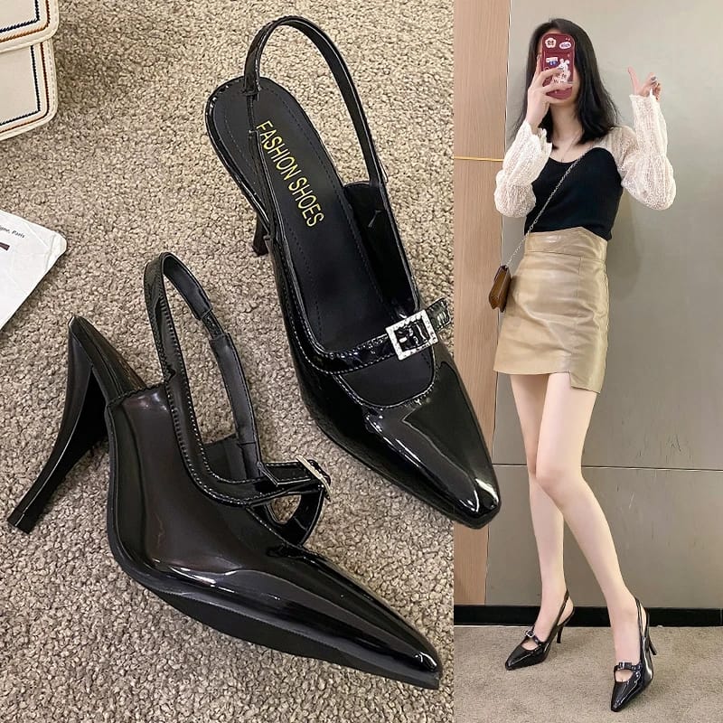 Korean Fashion High Heels Large Metal Buckle Women's Shoes 35 - Tuzzut.com Qatar Online Shopping
