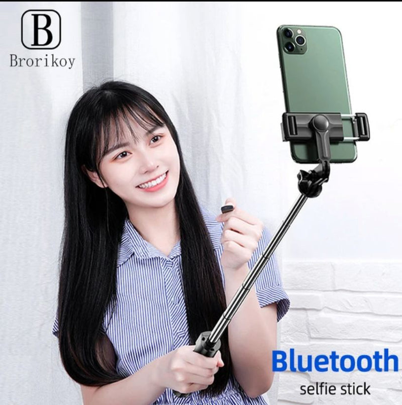 Bluetooth Selfie Stick Wireless Retractable Mini Tripod with Wireless Remote Shutter S03 - Tuzzut.com Qatar Online Shopping
