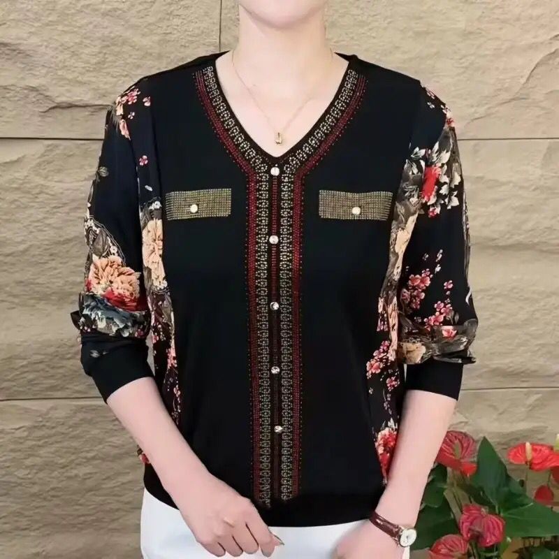 Spring and Autumn Women's Pullover V-neck Printed Panel with Diamonds Loose Fit Long Sleeve Bottom T-shirt - S5065251 Spring and Autumn Women's Pullover V-neck Printed Panel with Diamonds Loose Fit Long Sleeve Bottom T-shirt - S5065251