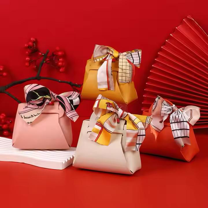 10 pcs Creative Leather Gifts Box with Ribbon Handbag Shape Candy Bag for Wedding Birthday Party 10 pcs Creative Leather Gifts Box with Ribbon Handbag Shape Candy Bag for Wedding Birthday Party