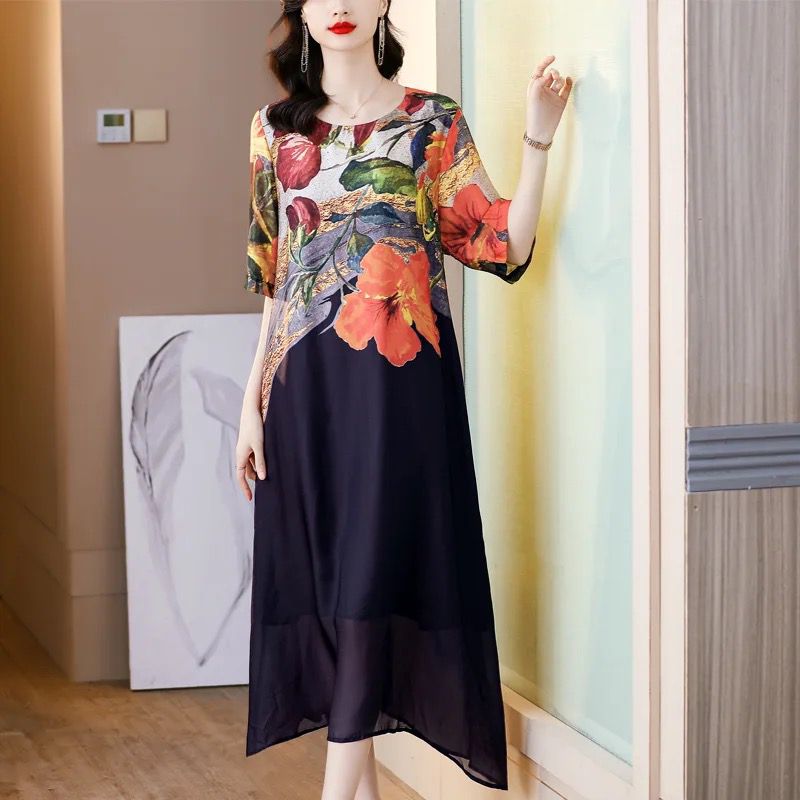 Spring and Summer Foreign Silkworm Printed Round Neck Short-Sleeved Silk Dress B-94811 Spring and Summer Foreign Silkworm Printed Round Neck Short-Sleeved Silk Dress B-94811