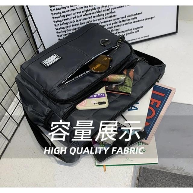 Luxury Leisure Multi compartment Canvas Bag 0719