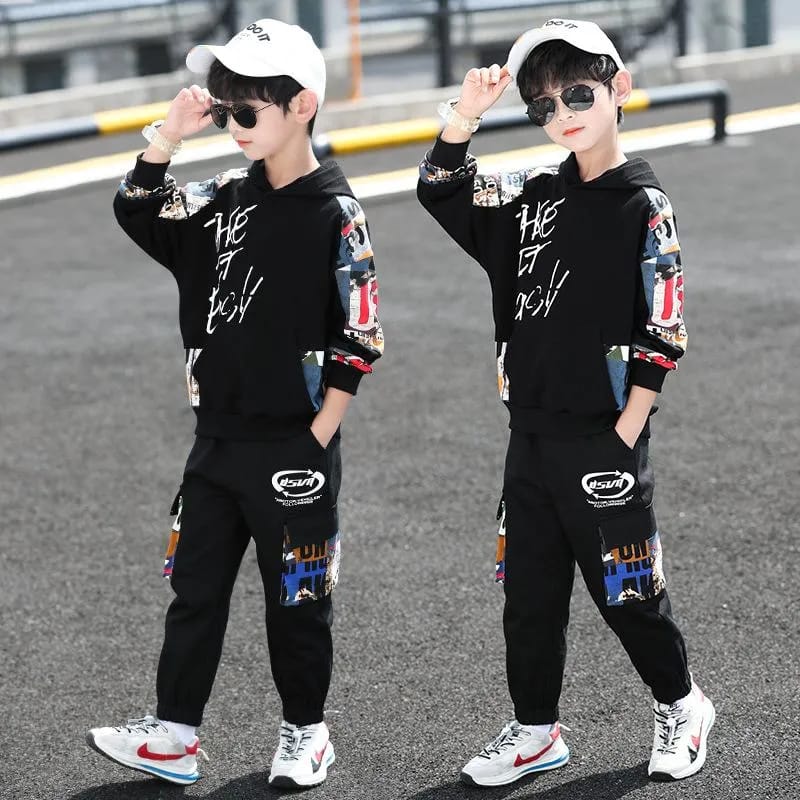 Clothing Sets Hip Hop Boy Anime Suit Teenager Children Korean GRAFFITI Hooded Cotton Sweater + Pants12-13Y S3931612