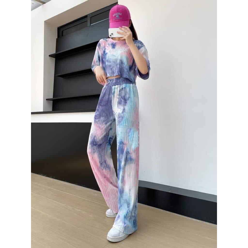 Women's Colourful Summer Lycra Co-ord 2 Pcs Set Women's Colourful Summer Lycra Co-ord 2 Pcs Set