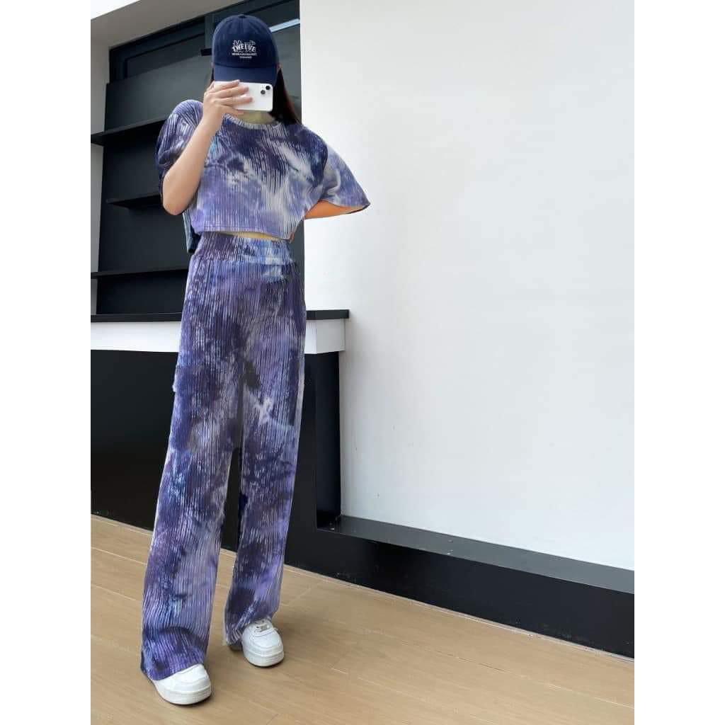 Women's Colourful Summer Lycra Co-ord 2 Pcs Set Women's Colourful Summer Lycra Co-ord 2 Pcs Set