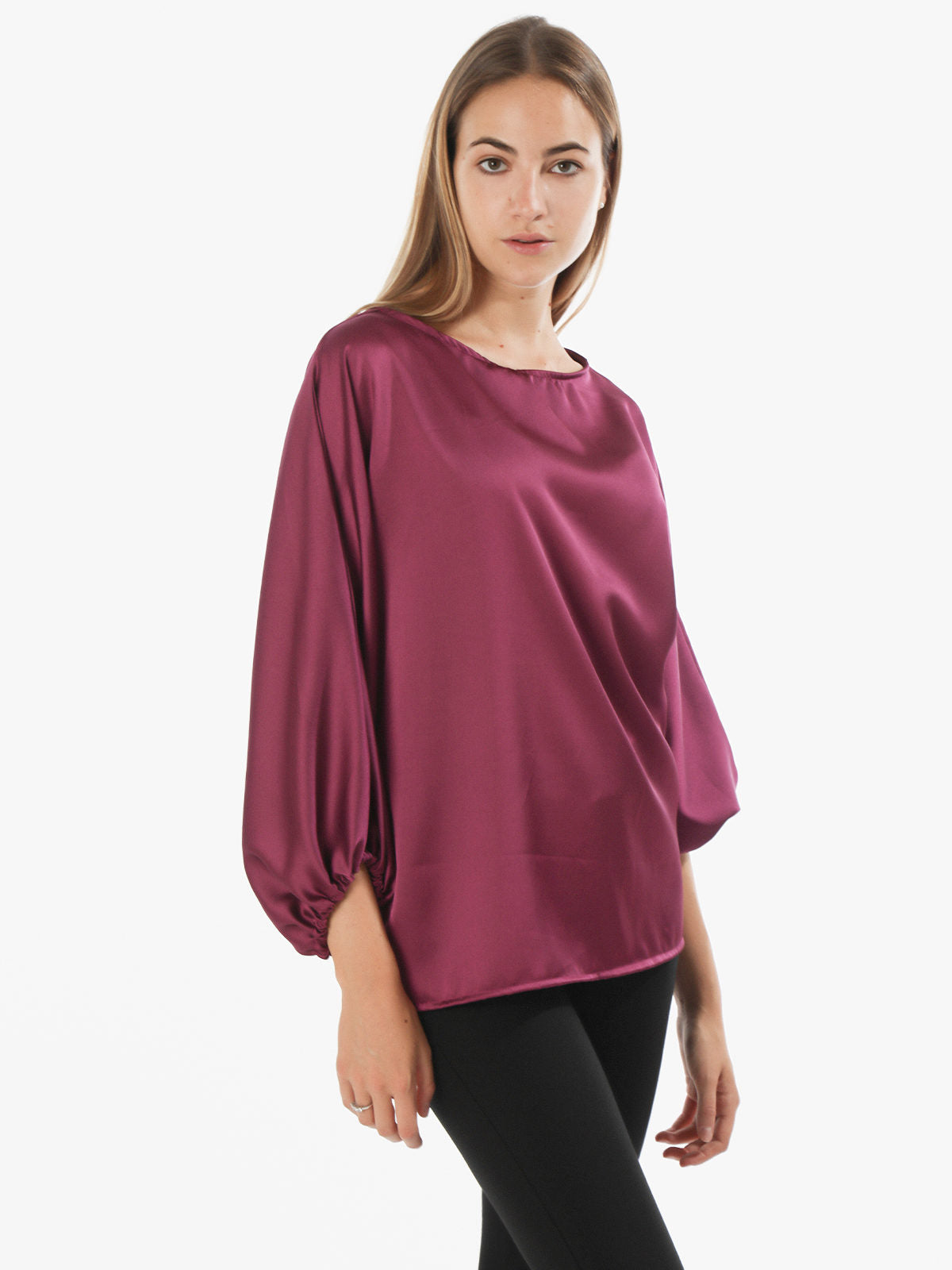 Women's maxi blouse with wide sleeves L 101677 Women's maxi blouse with wide sleeves L 101677