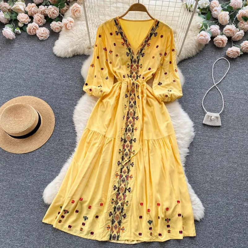 Women Summer Clothing French Retro Ethnic Embroidery V-Neckline Long Dresses 437024