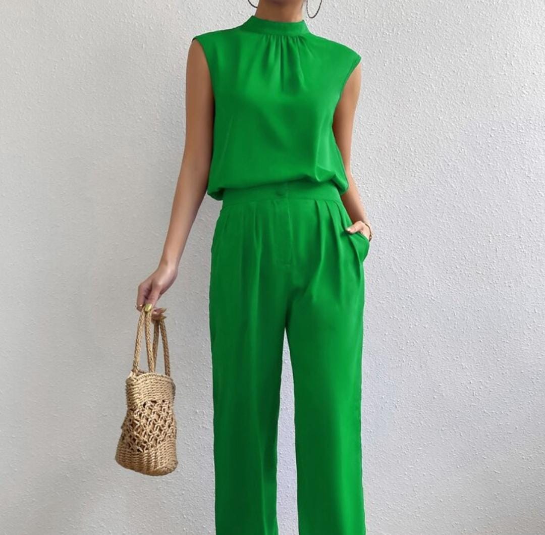 Solid Mock Neck Keyhole Back Sleeveless Blouse & Slant Pocket Pants XL 34248 Solid Mock Neck Keyhole Back Sleeveless Blouse & Slant Pocket Pants XL 34248