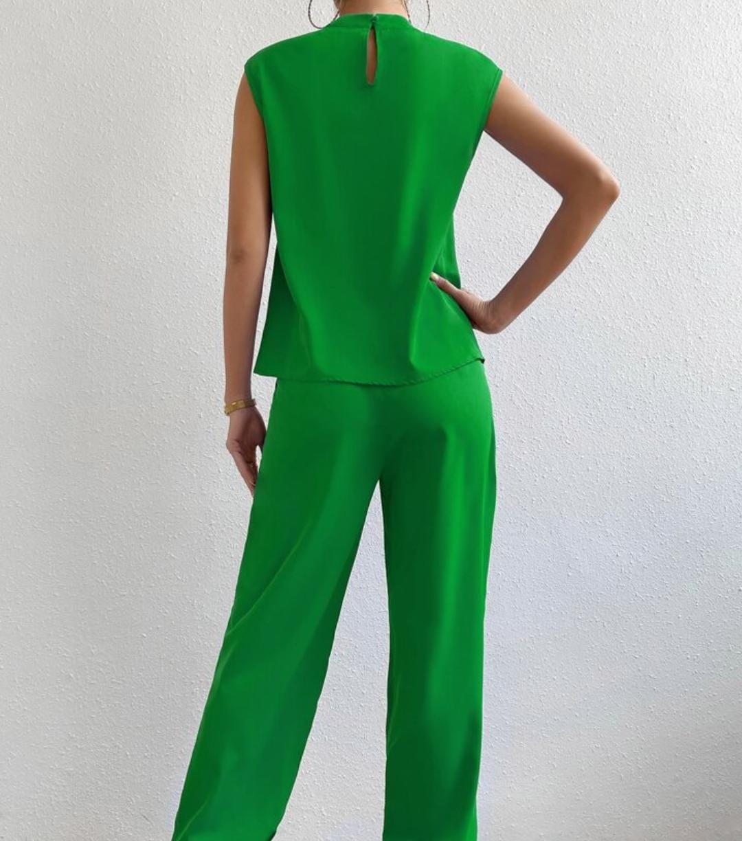 Solid Mock Neck Keyhole Back Sleeveless Blouse & Slant Pocket Pants XL 34248 Solid Mock Neck Keyhole Back Sleeveless Blouse & Slant Pocket Pants XL 34248