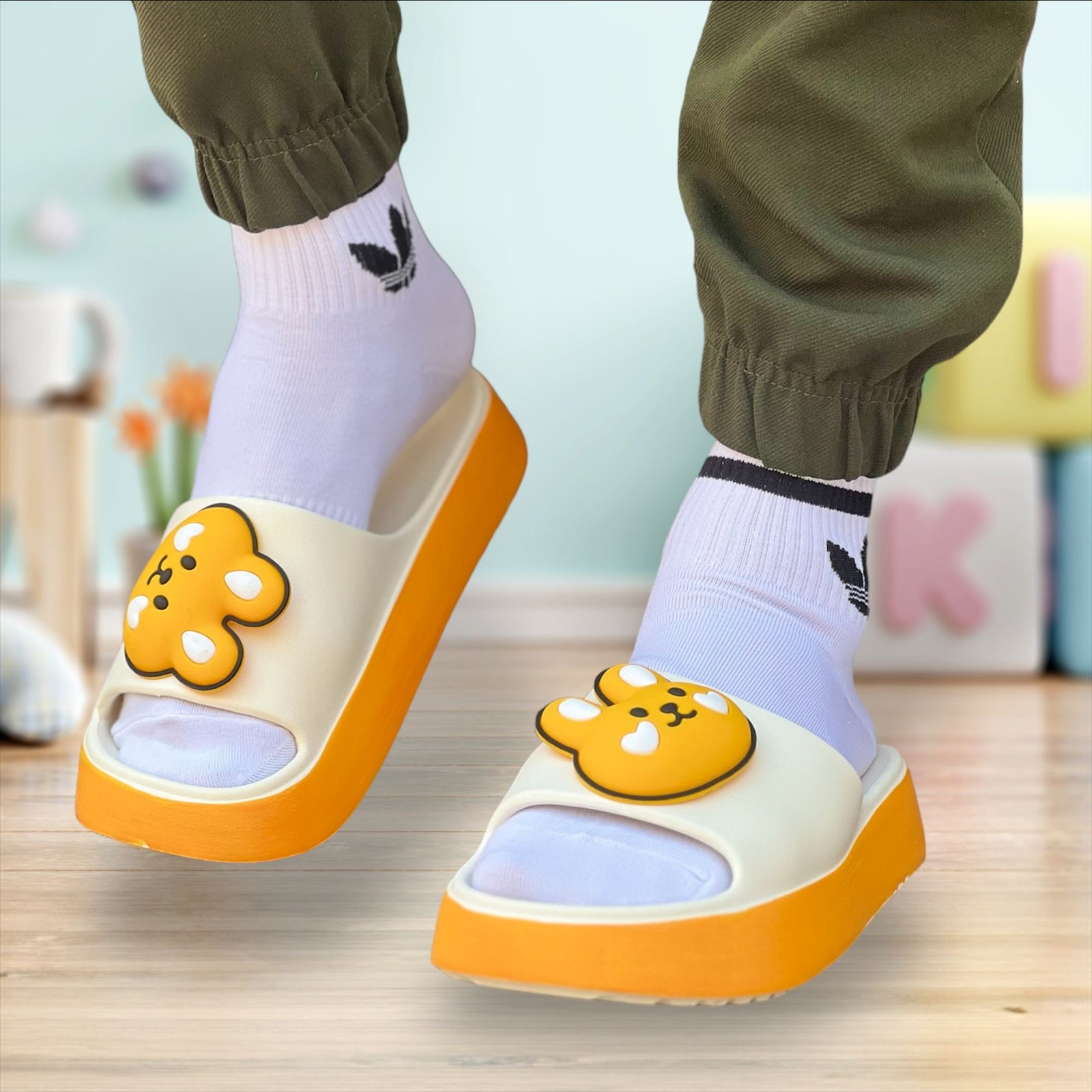 Women's Fashion Cartoon Cute Slip On Slipper E8805-2 Women's Fashion Cartoon Cute Slip On Slipper E8805-2