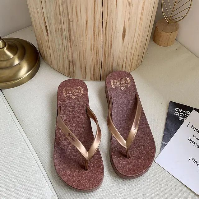 Simple Solid Color Comfortable Beach Slippers BS-125