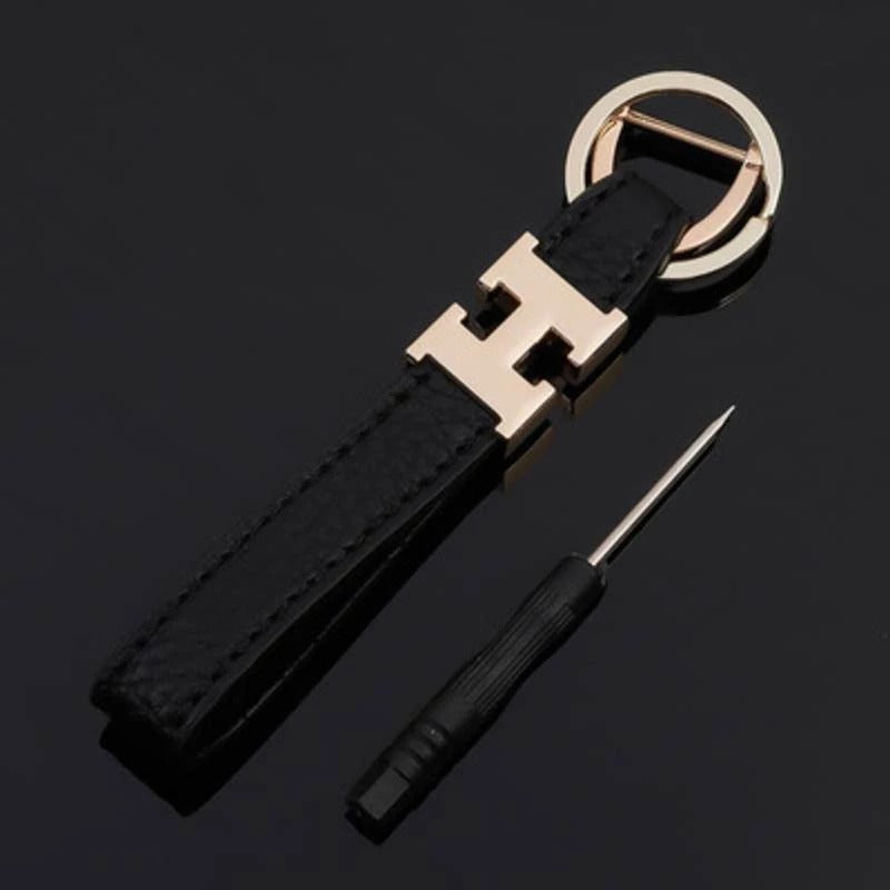 Luxury Designer Keychain K7735 - TUZZUT Qatar Online Shopping