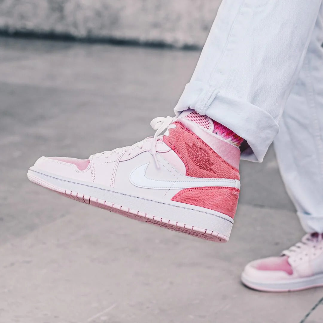 Mid Digital Pink Sneakers 414962 Mid Digital Pink Sneakers 414962
