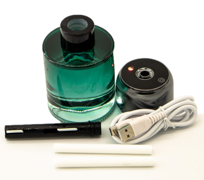 Smart Car Air Fragrance Essential Oil Diffuser & Humidifier Smart Car Air Fragrance Essential Oil Diffuser & Humidifier