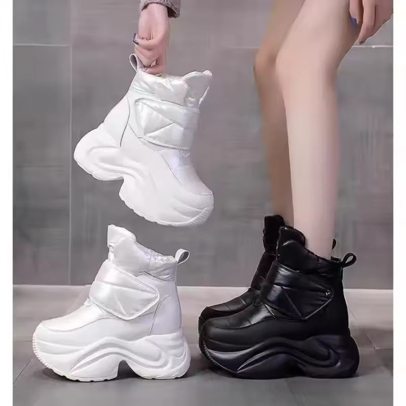 Thick Sole Warm Comfortable Women's Platform Boots PB21 - TUZZUT Qatar Online Shopping