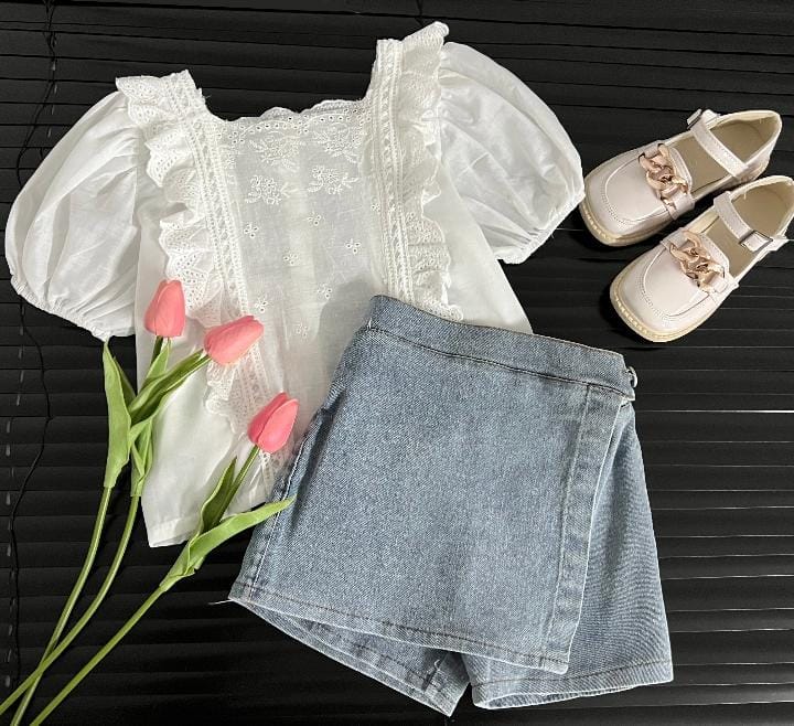 Girls Suit Lace Hollow Shirt Fake Two Denim Shorts 285166 Girls Suit Lace Hollow Shirt Fake Two Denim Shorts 285166