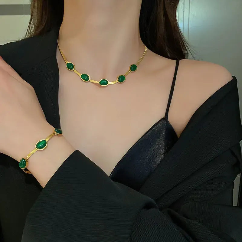 Green Crystal Necklace Bracelet Jewelry Set DN2072 - TUZZUT Qatar Online Shopping