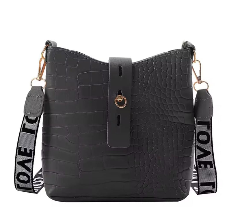 Women Luxury Bucket Pu Leather Crossbody Shoulder Bag    243416 - TUZZUT Qatar Online Shopping