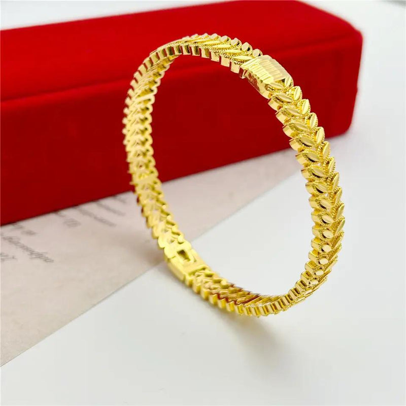 1pc Gold Color Bangle For Women Model-09