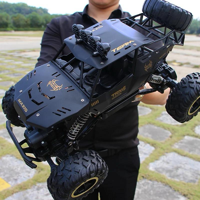 4WD 1:12 Climbing Car 2.4GHz Double Motors Drive Carro Remote Control Model Off-Road Vehicle (37cm) 4WD 1:12 Climbing Car 2.4GHz Double Motors Drive Carro Remote Control Model Off-Road Vehicle (37cm)