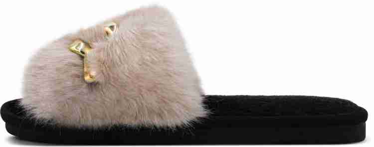 Women's Black Faux Fur Soft Fuzzy Slippers B681569 Women's Black Faux Fur Soft Fuzzy Slippers B681569