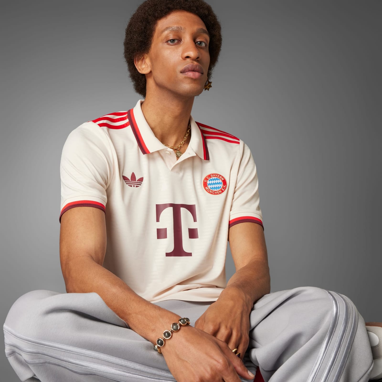 Bayern Munich Player Version Third Kit Jersey P-88598 Bayern Munich Player Version Third Kit Jersey P-88598