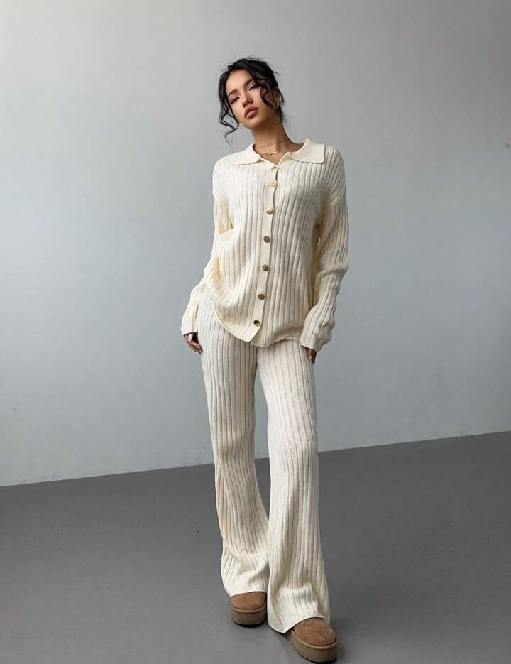 Women's Autumn/Winter Ribbed Cardigan Jacket with Metal Buttons and High Waist Knitted Pants with Turn-down Collar, Two-Piece S475569 Women's Autumn/Winter Ribbed Cardigan Jacket with Metal Buttons and High Waist Knitted Pants with Turn-down Collar, Two-Piece S475569