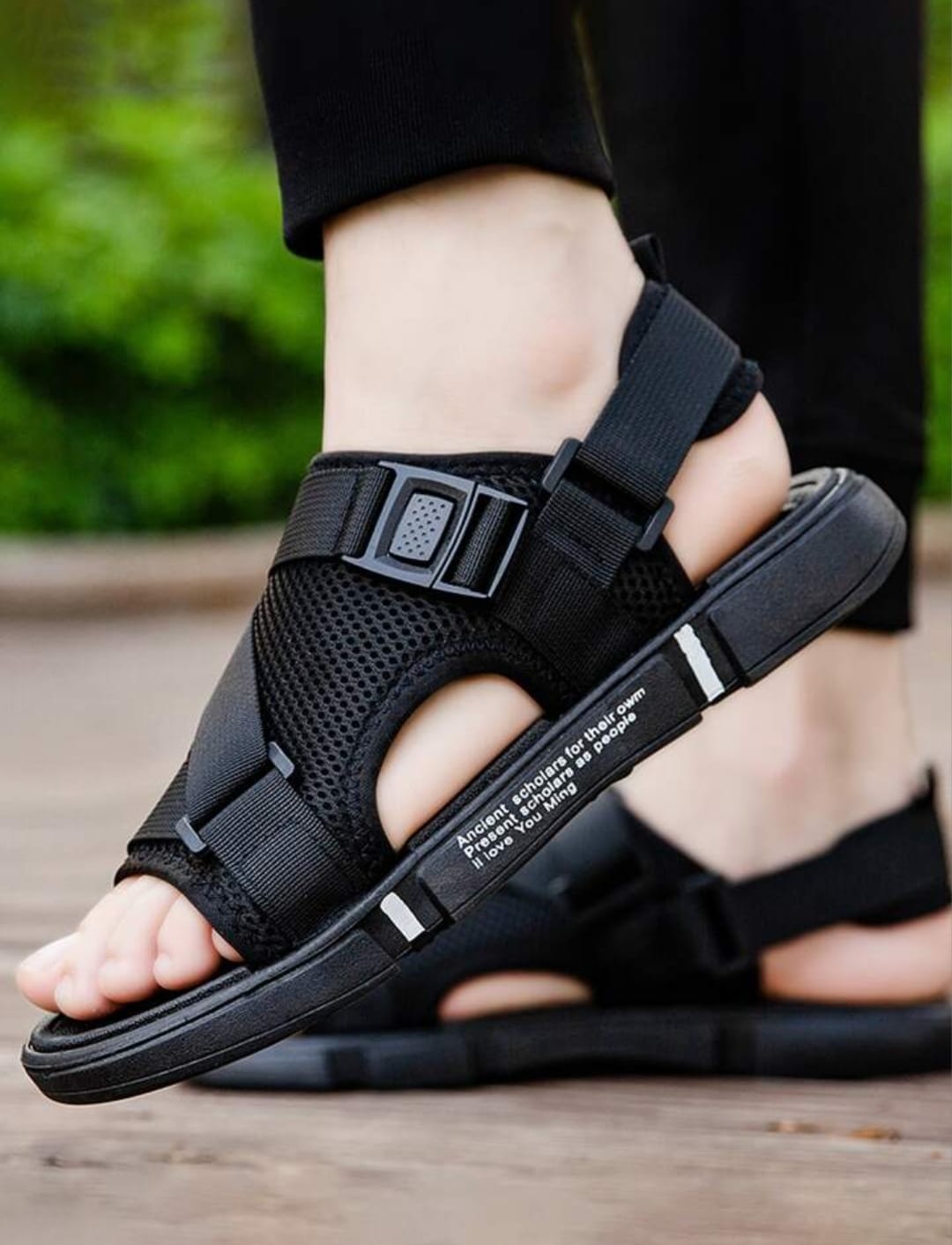 Men's Letter Print Sandals with Buckle Decor MF00801 Men's Letter Print Sandals with Buckle Decor MF00801
