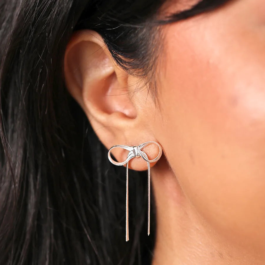 Bow Snake Chain Statement Stud Earrings in Silver B369 Bow Snake Chain Statement Stud Earrings in Silver B369
