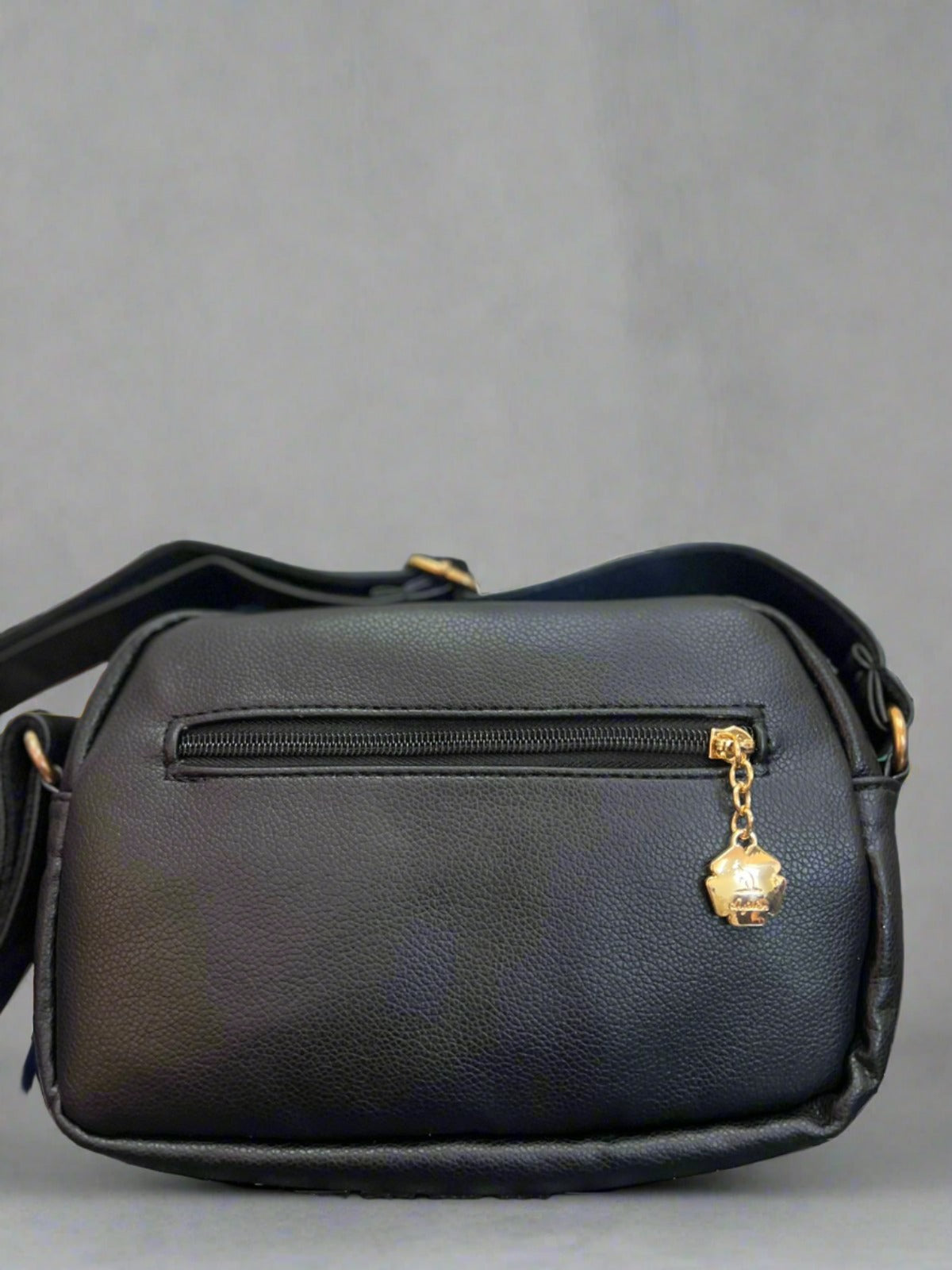 Women high quality leather flap shoulder bag S4455709 Women high quality leather flap shoulder bag S4455709
