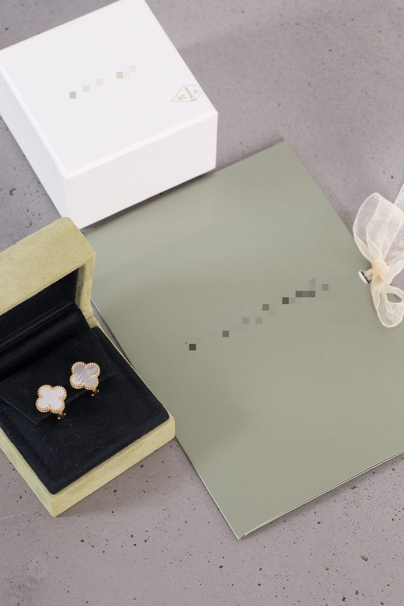 Womens Fashion Luxury Earrings S659132 - TUZZUT Qatar Online Shopping