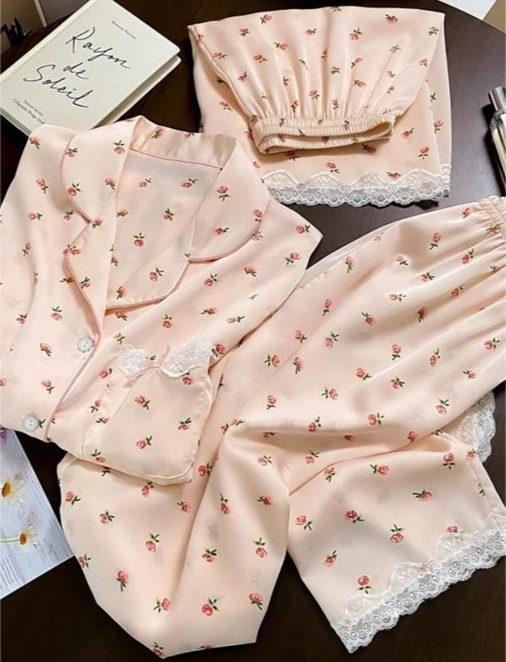 Women's Short Sleeves Sleepwear Three-Piece Set 577699 Women's Short Sleeves Sleepwear Three-Piece Set 577699