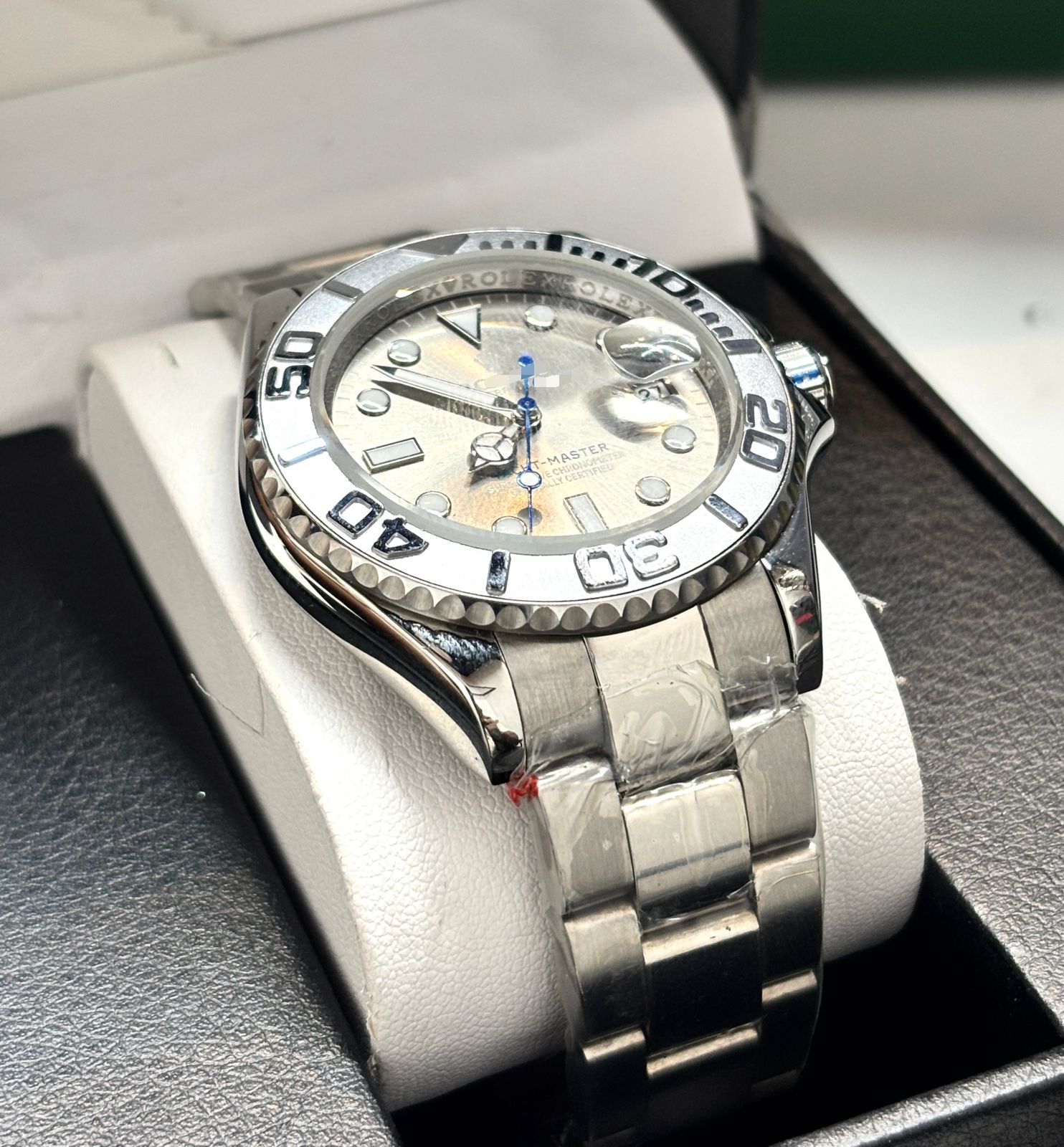Stainless Men's Luxury Silver Watch W65425 Stainless Men's Luxury Silver Watch W65425