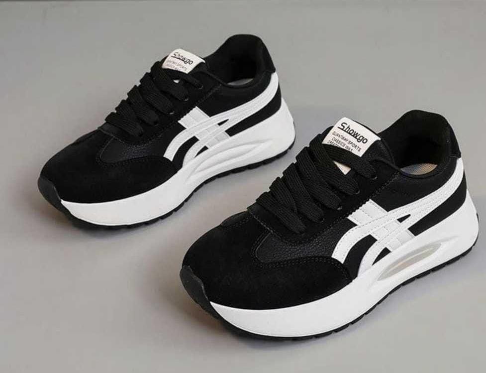 Korean Trendy Sneakers DG6066 Korean Trendy Sneakers DG6066