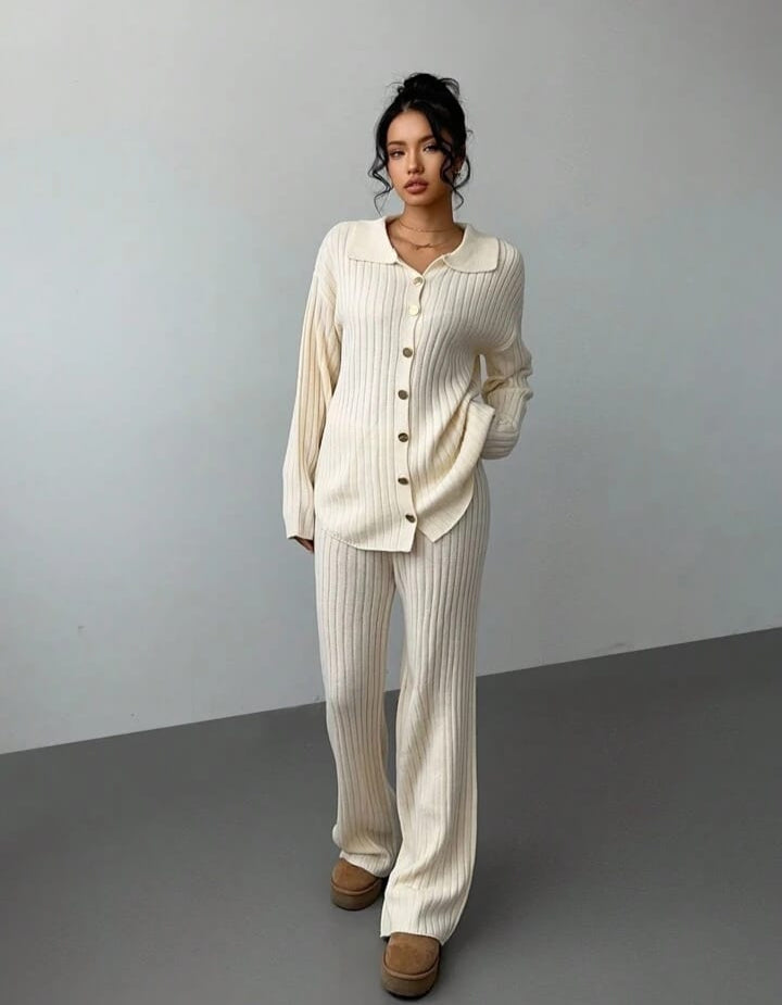 Women's Autumn/Winter Ribbed Cardigan Jacket with Metal Buttons and High Waist Knitted Pants with Turn-down Collar, Two-Piece S475569 Women's Autumn/Winter Ribbed Cardigan Jacket with Metal Buttons and High Waist Knitted Pants with Turn-down Collar, Two-Piece S475569