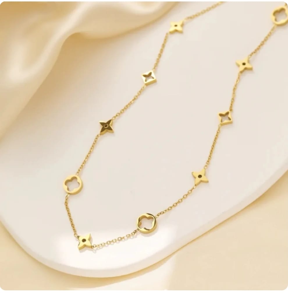 Callilope Charm Necklace CN87 Callilope Charm Necklace CN87