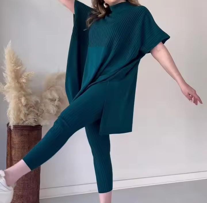 Women's Sweaters 2 Piece Set Short Sleeve Split Sweaters Loose Elastic Waist Pants B197683 Women's Sweaters 2 Piece Set Short Sleeve Split Sweaters Loose Elastic Waist Pants B197683