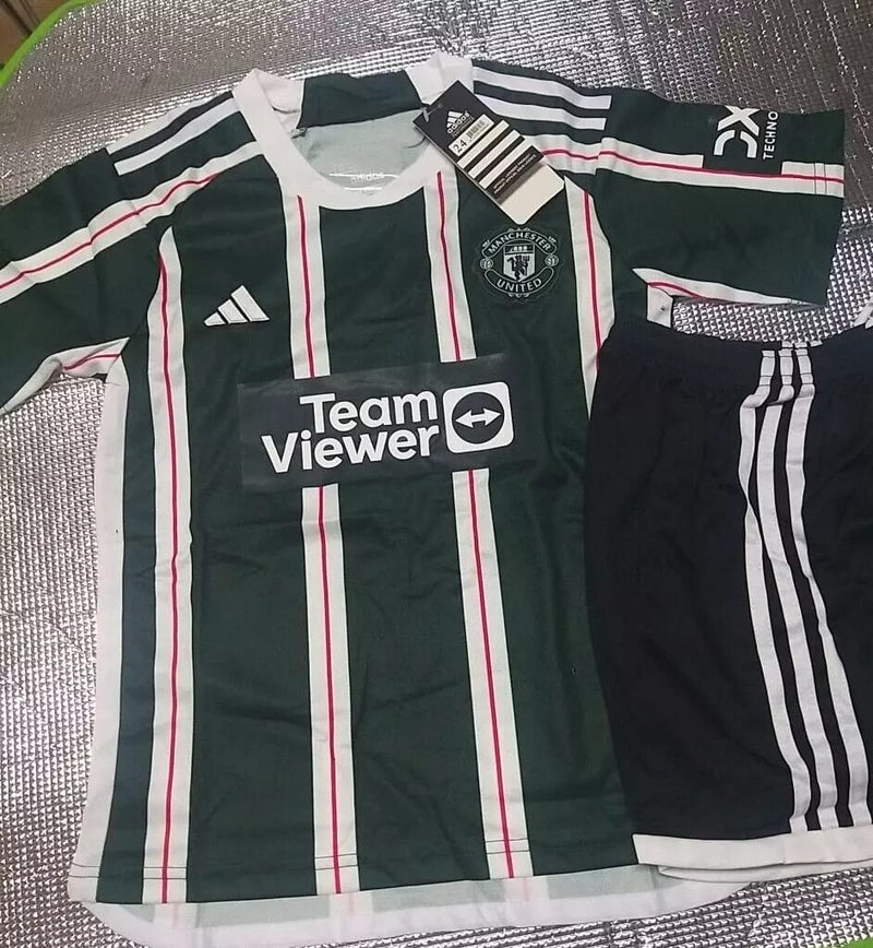 Manchester United sports Kit Shorts And Shirt   S98004 - TUZZUT Qatar Online Shopping