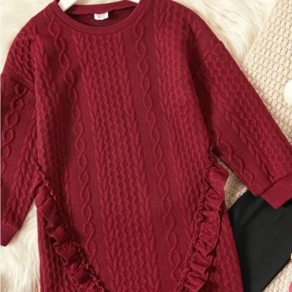 Pat Pat 2-piece Girl Ruffled Cable Knit Top With Black Leggings 4-5Y 20151278 - Tuzzut.com Qatar Online Shopping