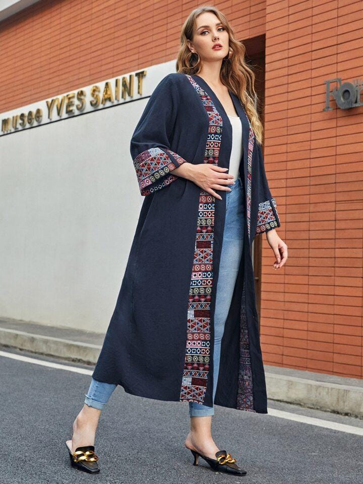 Najma CURVE Plus Geo Print Roll Up Sleeve Open Front Abaya     S3455290 - TUZZUT Qatar Online Shopping