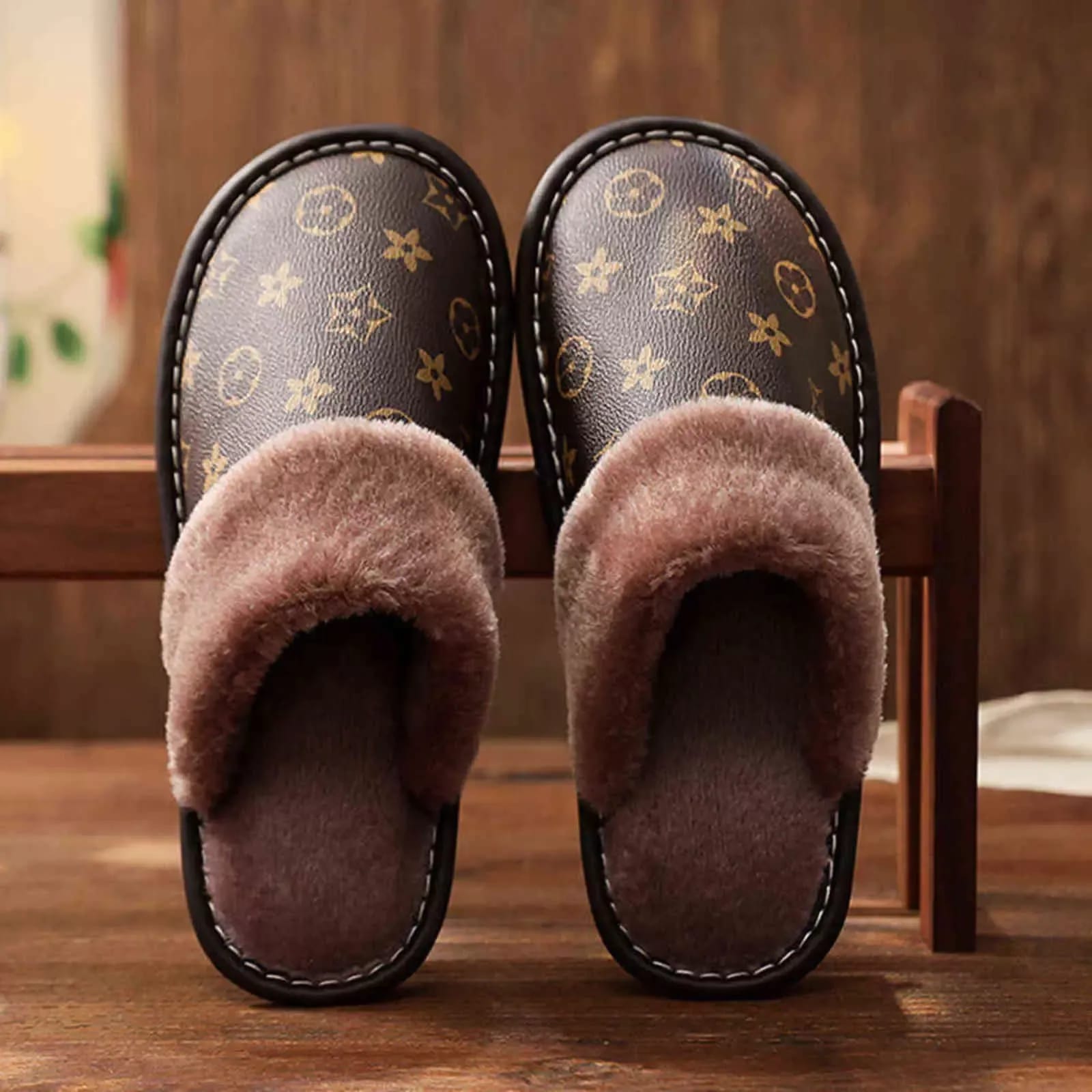 Women's Winter Warm Plush Leather Indoor House Cozy Home Slippers S475521 Women's Winter Warm Plush Leather Indoor House Cozy Home Slippers S475521