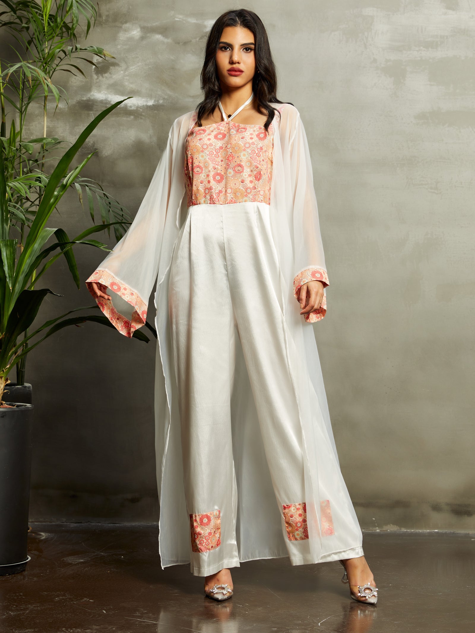 2 Pcs Women's Long Sleeve Floral Arabian Set L 484709 2 Pcs Women's Long Sleeve Floral Arabian Set L 484709