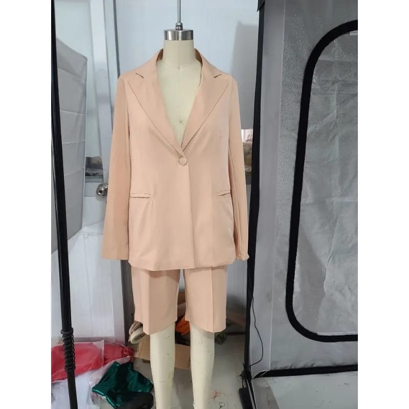 Short Blazer Suits Two Piece Set Women Office Outfit Summer Autumn Commute Turn Down Collar Long Sleeve Jacket High Waist Shorts B-33440 Short Blazer Suits Two Piece Set Women Office Outfit Summer Autumn Commute Turn Down Collar Long Sleeve Jacket High Waist Shorts B-33440