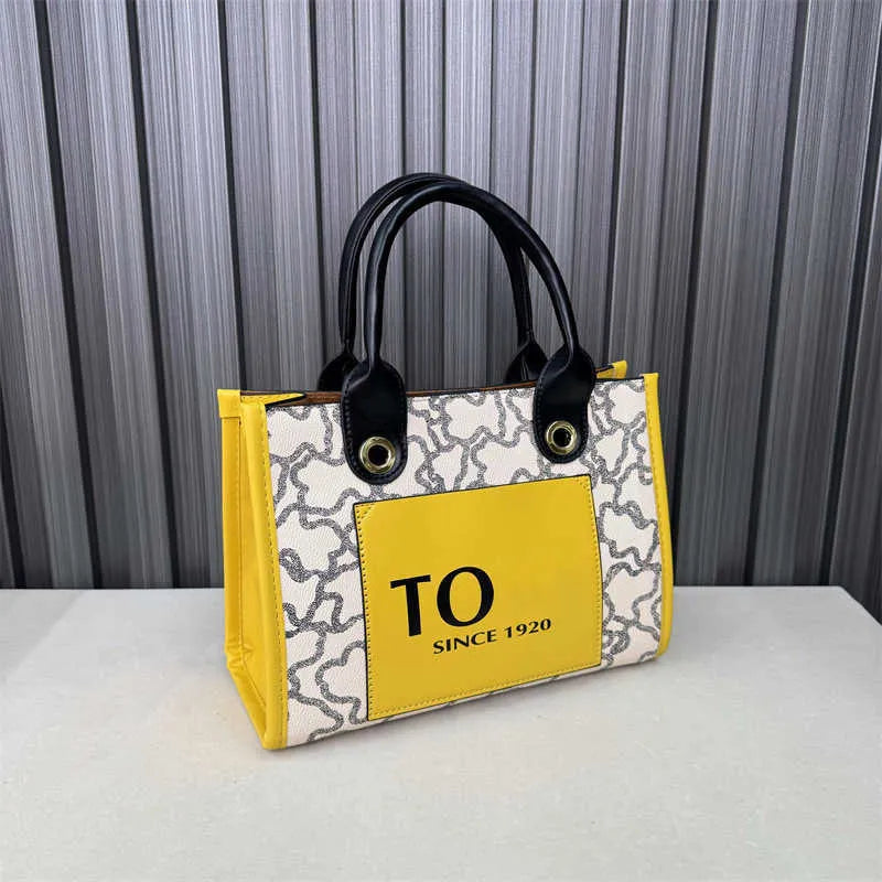 Handbag with faux leather texture and print design B-367942 Handbag with faux leather texture and print design B-367942